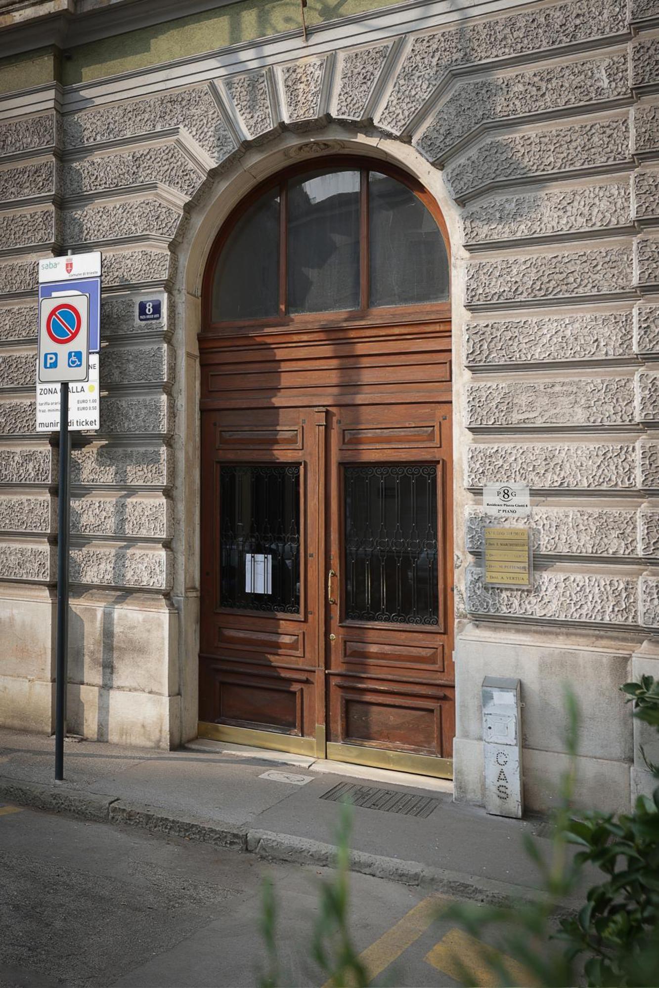Residence Piazza Giotti 8 Trieste Dış mekan fotoğraf